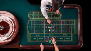 Đánh game cò quay theo dãy số Fibonacci